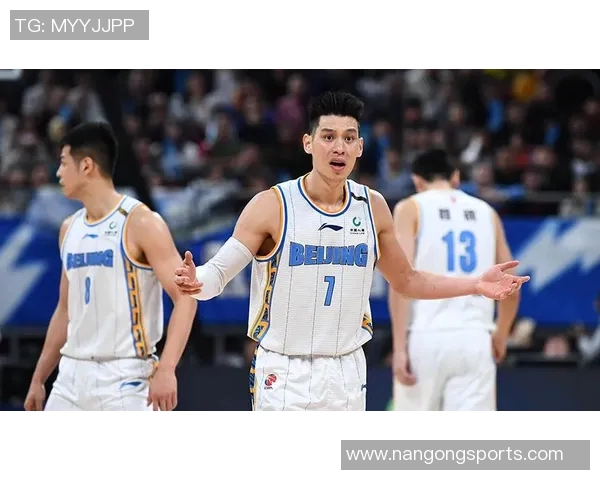 吉莱斯皮强调新阵容年轻活力十足努力重塑球队赢球文化与习惯