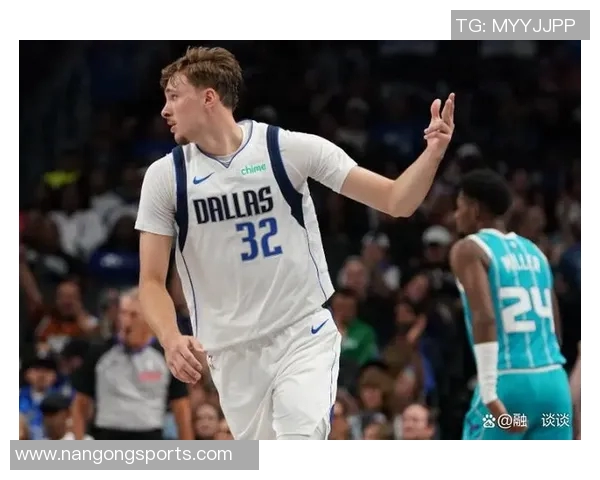 弗拉格狂砍42分创历史追平独行侠新秀单场得分纪录