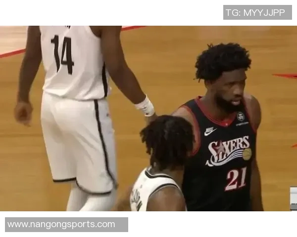 76人半场大幅领先篮网15分乔治表现出色庄神意外伤退克拉克斯顿贡献12分