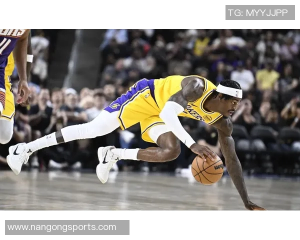 斯玛特谈与詹姆斯的交流计划期待未来有机会深入沟通 斯玛特谈与詹姆斯的交流计划期待未来有机会深入沟通