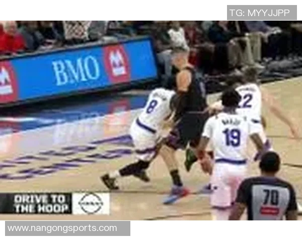 特雷琼斯全场无失误创队史新纪录助攻与得分双双突破20大关